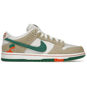 Nike SB Dunk Low Jarritos. presentan una parte superior de lona que se desgasta para revelar detalles de gamuza naranja. Casuales listos para un look inspirador