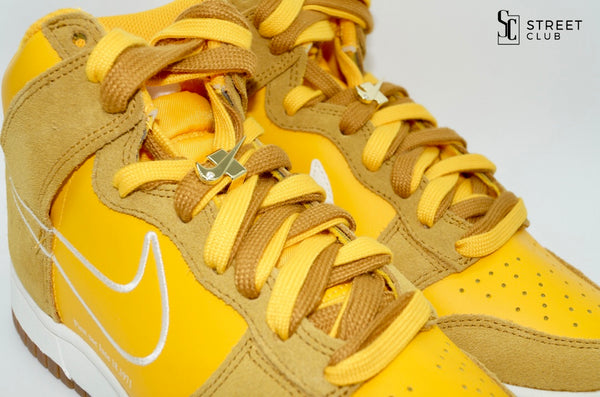 Wmns Dunk High First Use University Gold